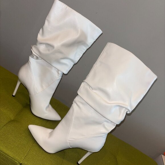 White Leather Boot - Picture 1 of 1